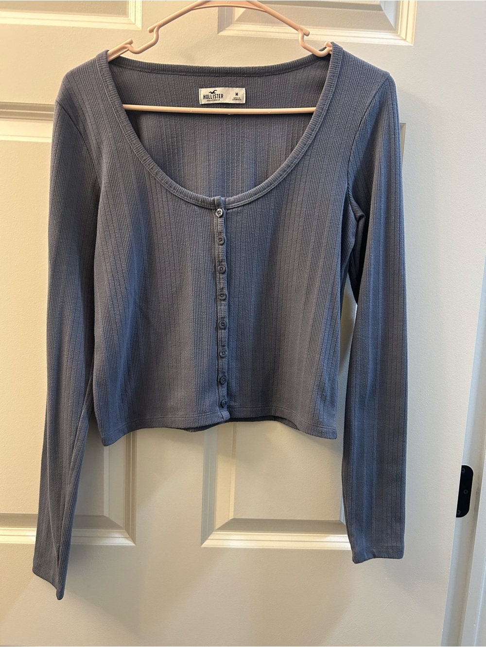 Hollister Ribbed Long Sleeve Button-Front Crop Top in Dusty Blue